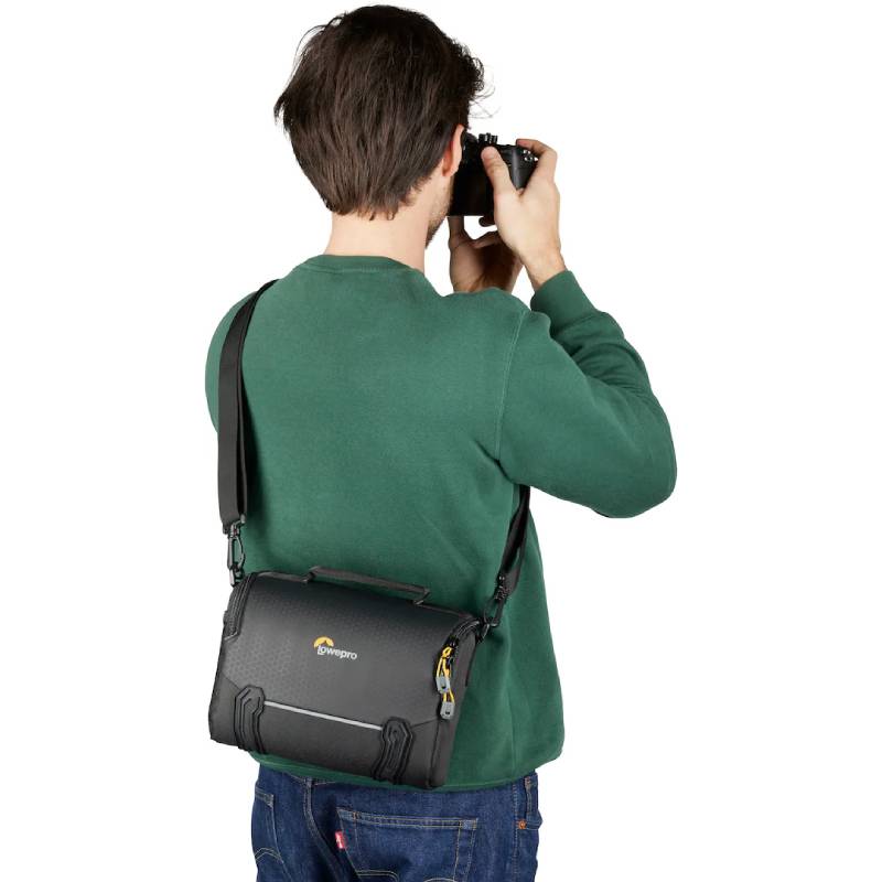 Lowepro GO SH 140 geanta foto
