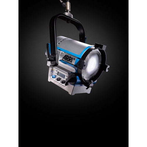 Arri LED Fresnel L5-C - View 2