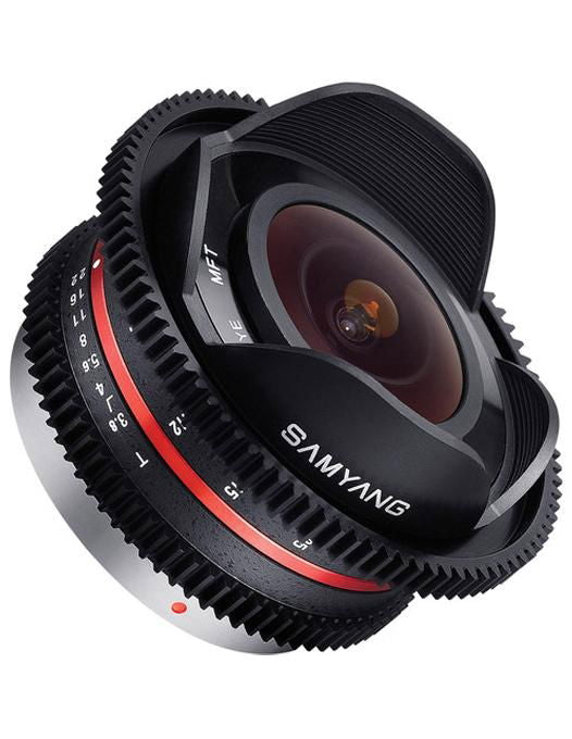 Obiectiv Samyang 7,5 mm, element frontal și inel trepte cu marcaje roșii