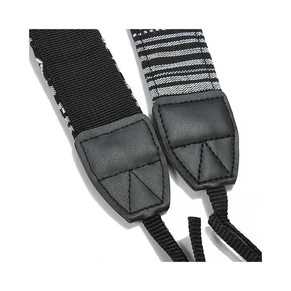 Curea aparat foto BW1: capete late căptușite din piele sintetică, curele textile alb-negru