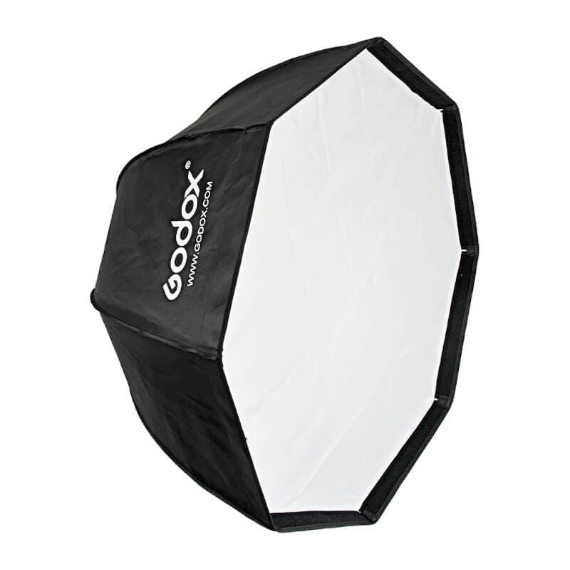 80cm octagonal softbox, black exterior with white inner panel, side view