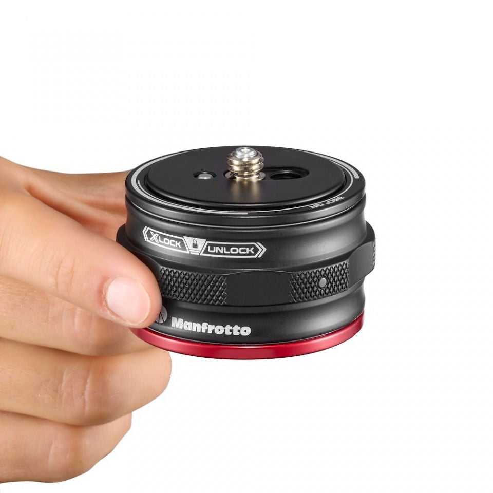 Move quick-release knob with textured grip ring and XLOCK/UNLOCK arrow markings