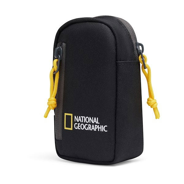 Husă accesorii National Geographic, neagră, cu șnururi galbene și logo.