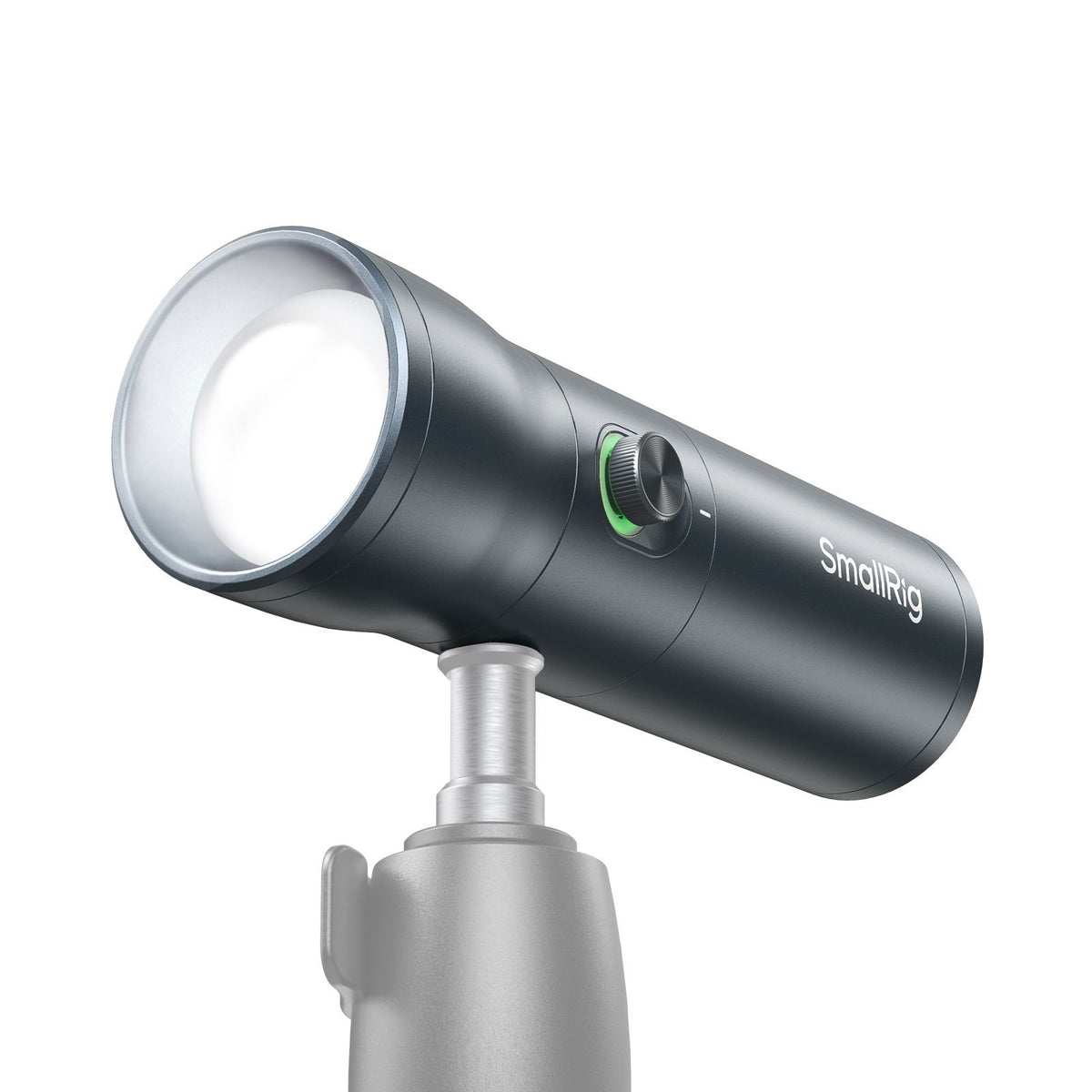 Lampa video LED portabilă SmallRig, carcasă gri, cap cu focus ajustabil.