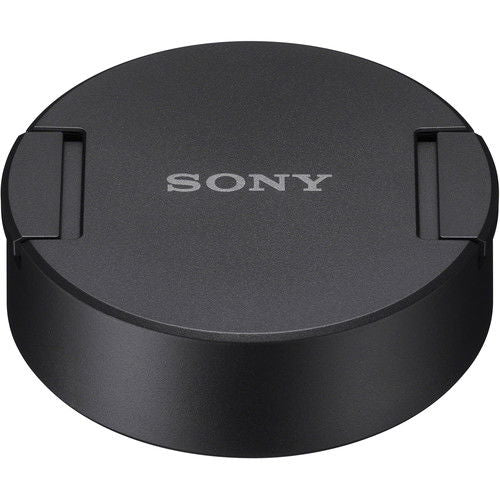 Capac obiectiv Sony, negru, cu sigla SONY pe partea superioară