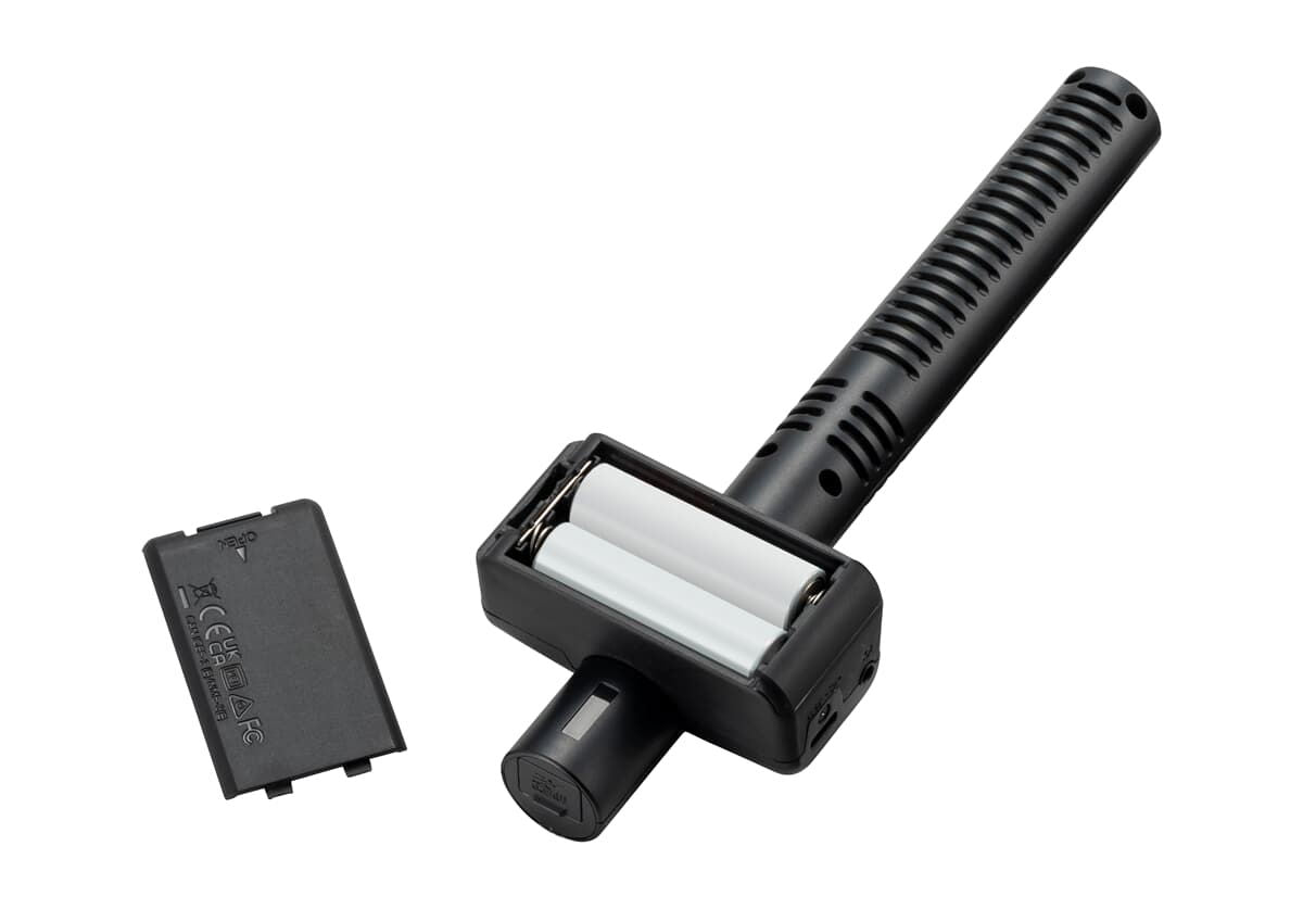 Microfon tip pușcă Zoom M3 cu suport și baterie/capac detașabil