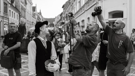 Meet and Shoot cu Ovidiu Selaru: o după-amiaza dedicata fotografiei de strada