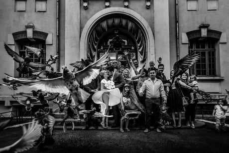 "Spune DA calitatii" - Interviu cu Sotii Dumbrava despre viziune si fotografii care sparg tiparele