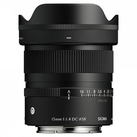 15mm f/1.4 DC DN lens, front view with ribbed grip and distance scale