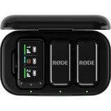 Kit microfon wireless RØDE cu cutie neagră, ecran cu indicatori și 2 module