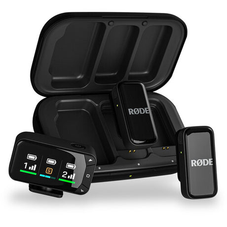 Kit microfon wireless RØDE cu cutie deschisă și 3 module negre, cu LED-uri