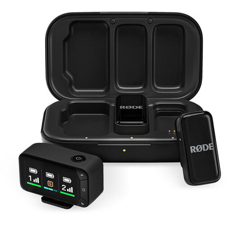 Kit microfon wireless RØDE cu cutie neagră deschisă și 2 receptoare