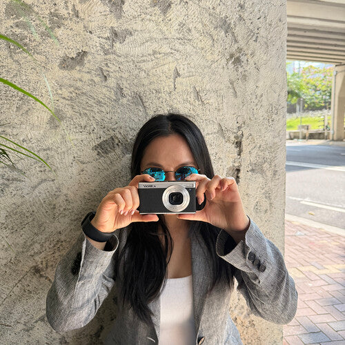 Yashica Tank aparat foto compact, ecran rabatabil 3", 4K 30 fps, negru