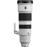 Telephoto zoom lens 400–800mm side view, white housing and black focus barrel