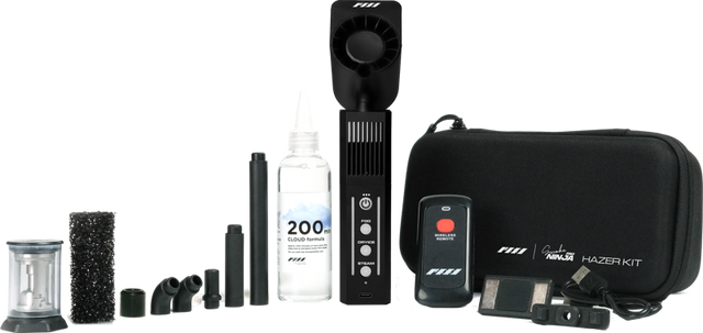 Kit de haze PMI SmokeNINJA-PRO cu telecomandă, duze și sticlă cu lichid