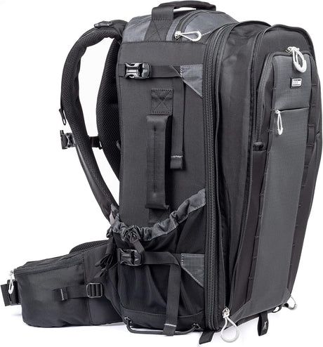 Rucsac foto Think Tank MindShift FirstLight 35L negru, panou spate căptușit și bretele laterale.
