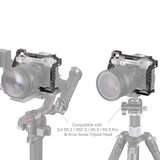 Cușcă pentru Fujifilm X‑T5, montaj pe cameră cu porturi pe lateral