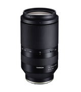 Black 70-180mm camera lens front view with textured rings and zoom markings