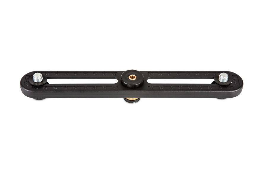 Bară neagră cu șuruburi și două suporturi lyre pentru microfon shotgun 19/25mm