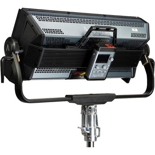 Aputure Nova P600c panou LED RGBWW - View 4