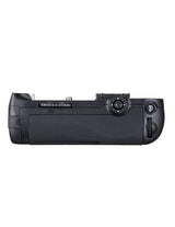 Resigilat: Travor Grip din magnesiu pentru Nikon D800/D800E/D810 - View 5