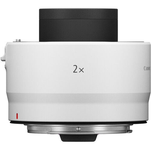 Canon RF teleconvertor 2x, vedere laterală cu inscripție 2x pe carcasă albă