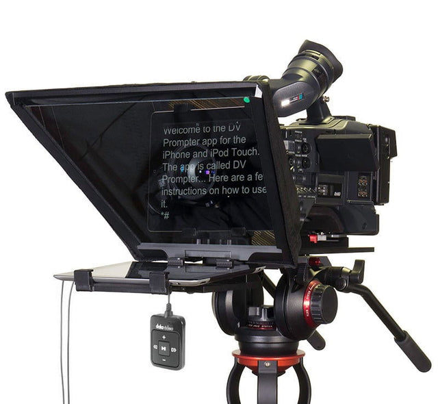 Prompter video pentru tabletă cu panou afișaj deschis și telecomandă neagră