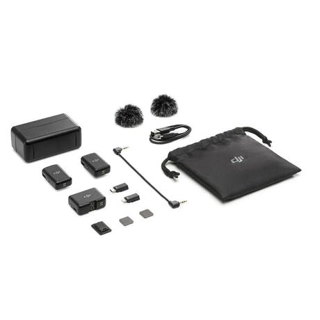 Accesorii pentru microfon wireless dual: microfoane, cabluri, adaptoare și husă