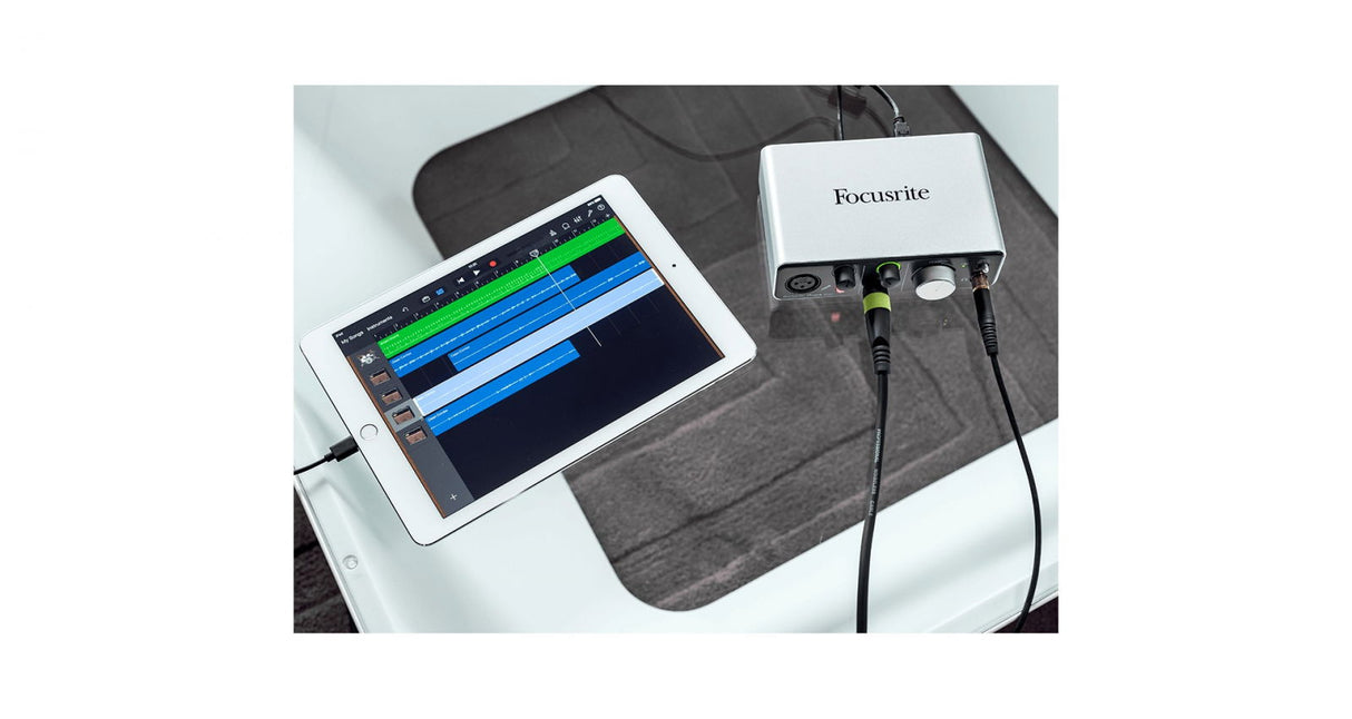 Focusrite iTrack Solo Lightning - View 4