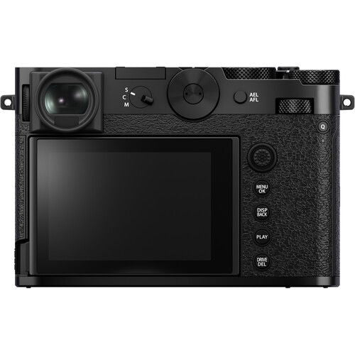 Aparat foto compact negru cu ecran LCD spate și butoane, vedere din spate