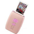 Imprimantă foto Instax Mini Link 3, carcasă roz texturată, capac pentru foto deschis