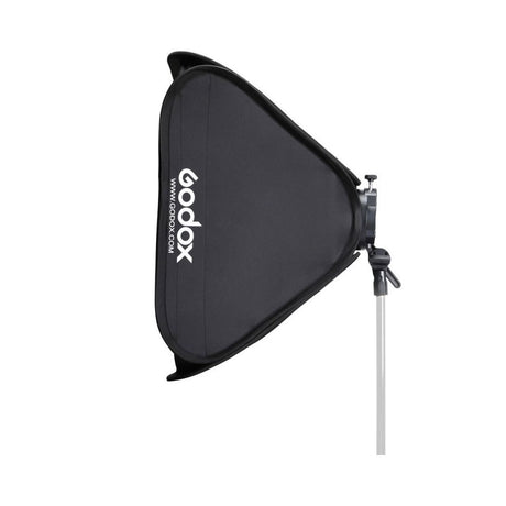 Softbox 80x80 cm negru cu suport de prindere și difuzor alb, vedere laterală
