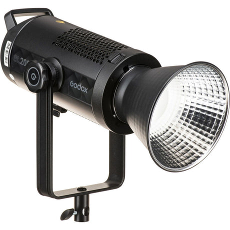 SL200IIBi bicolor LED light 3/4 view with front reflector and carry handle