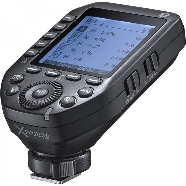 Wireless TTL flash trigger with LCD screen and control buttons