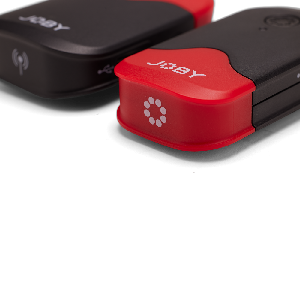 Microfon lavalier wireless Joby Wavo AIR, buton roșu cu simbol lăbuță