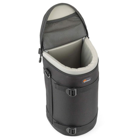 Husă obiectiv 11x26 cm, neagră, cu interior căptușit și fermoar lateral