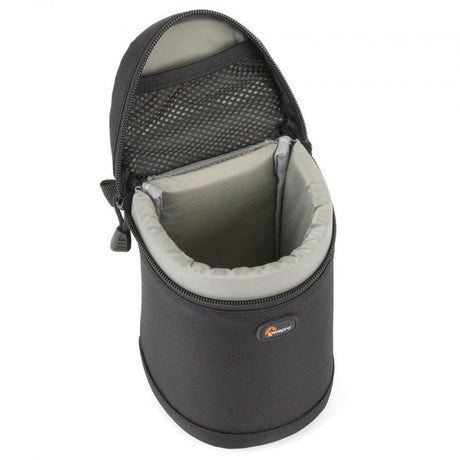 Husă obiectiv 9x13 cm cu interior căptușit, vedere deschisă, fermoar perimetral.