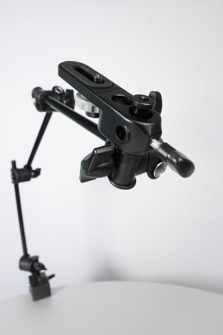 Manfrotto brat articulat cu adaptor camera si menghina - View 4