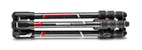 Trepied foto Manfrotto carbon, profil orizontal cu cap și picioare pliate.