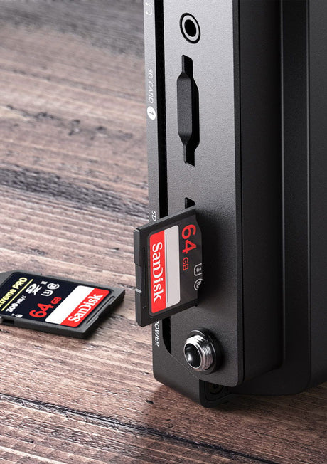 Blackmagic Design Video Assist 3G-SDI/HDMI 5" Recorder/ Monitor - View 3