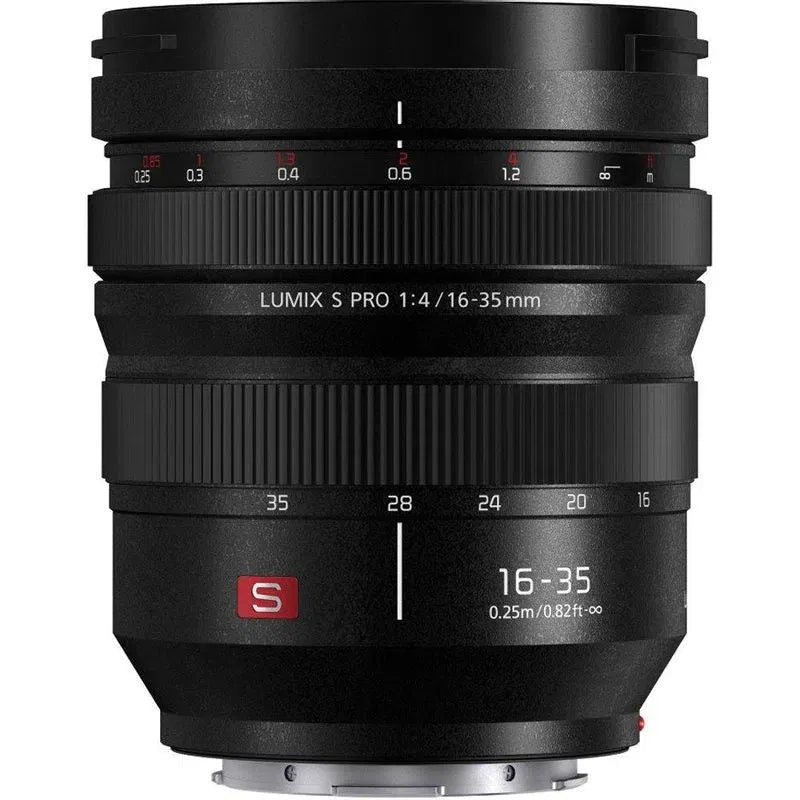 LUMIX S PRO 16-35mm f/4 lens top view, 16–35mm scale on barrel