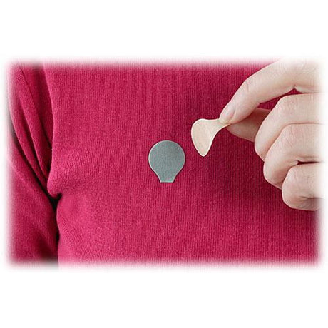 Autocolant pentru lavalieră aplicat pe textil, formă rotunjită