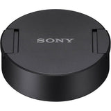 Capac obiectiv Sony, negru, cu sigla SONY pe partea superioară