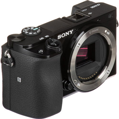 Sony A6100 body - View 2