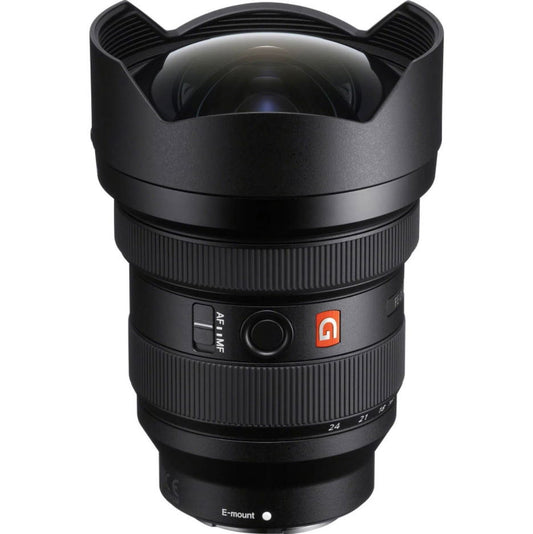 Obiectiv Sony FE 12-24mm f2.8 GM, vedere frontală cu lentilă și inel de focalizare
