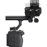 Cameră Sony cu modul XLR, vedere din spate; intrări INPUT1–INPUT3 vizibile