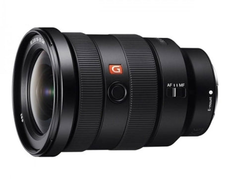 Obiectiv Sony FE 16-35mm F2.8 GM, negru, vizibil inel de zoom și inscripții