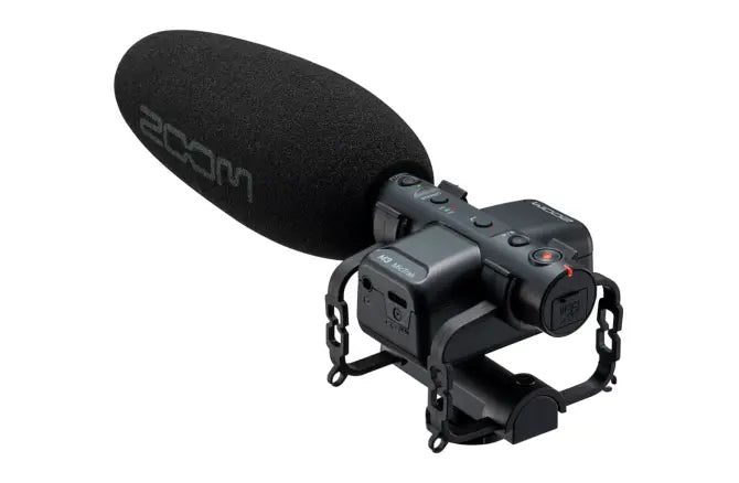 Microfon tip pușcă Zoom M3 cu parbriz negru și suport