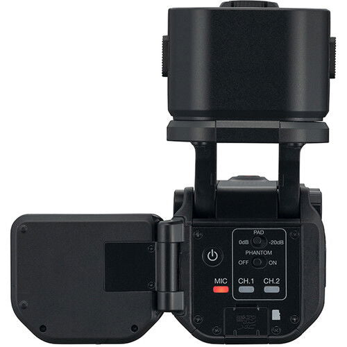 Bottom controls of Q8n-4K video recorder with power, mic, and channel switches